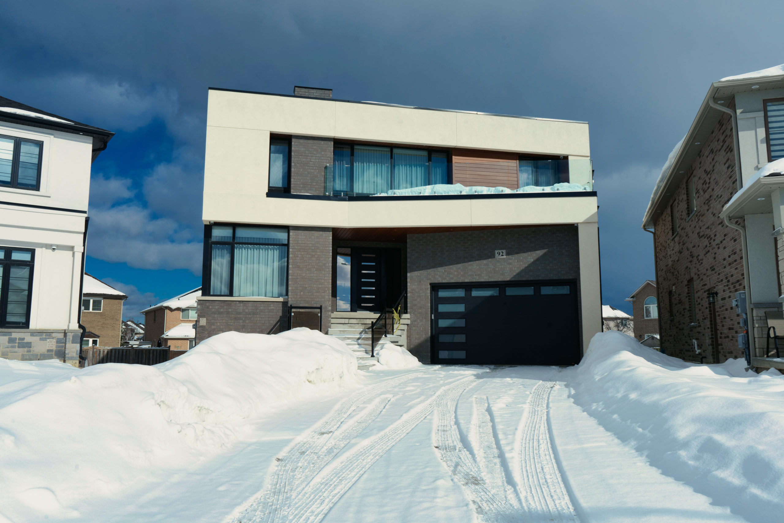 20 Eringate, Hamilton ON