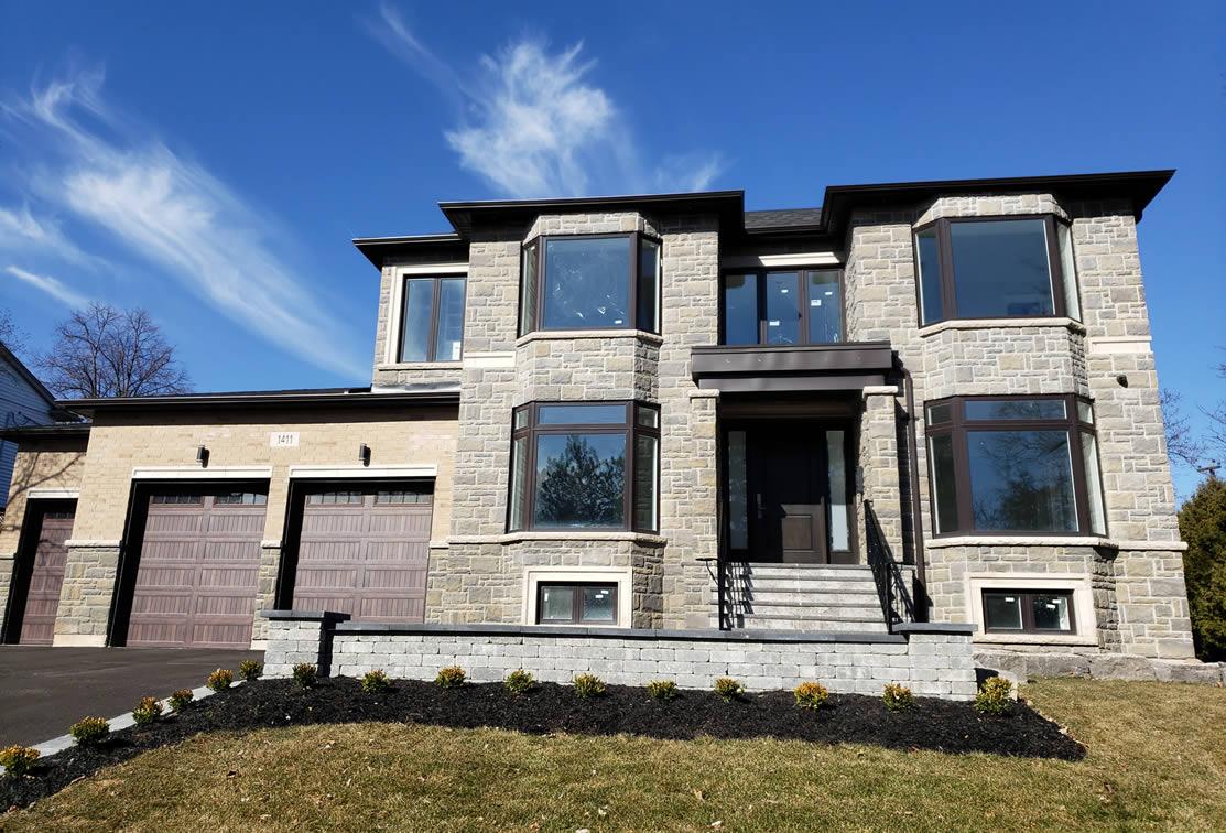 Tyandaga Park Drive Custom Home by Lima Architects Inc