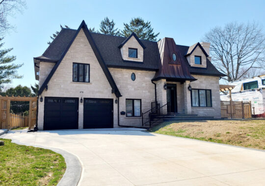 Custom Home in Burlington, Ontario